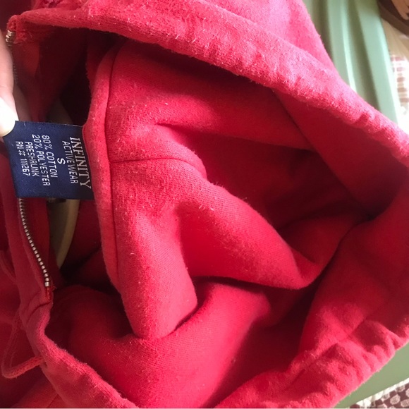 Red zip up hoodie small - Picture 4 of 4